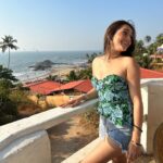 Tanya Sharma Instagram - Go goaaa gone x Sorry for the spam bahut pictures kheenchi hain 😂🙄✌🏻 Titlie