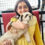 Tanya Sharma Instagram - #Throwback to look pose repeat 🐶