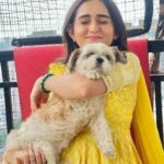 Tanya Sharma Instagram - #Throwback to look pose repeat 🐶