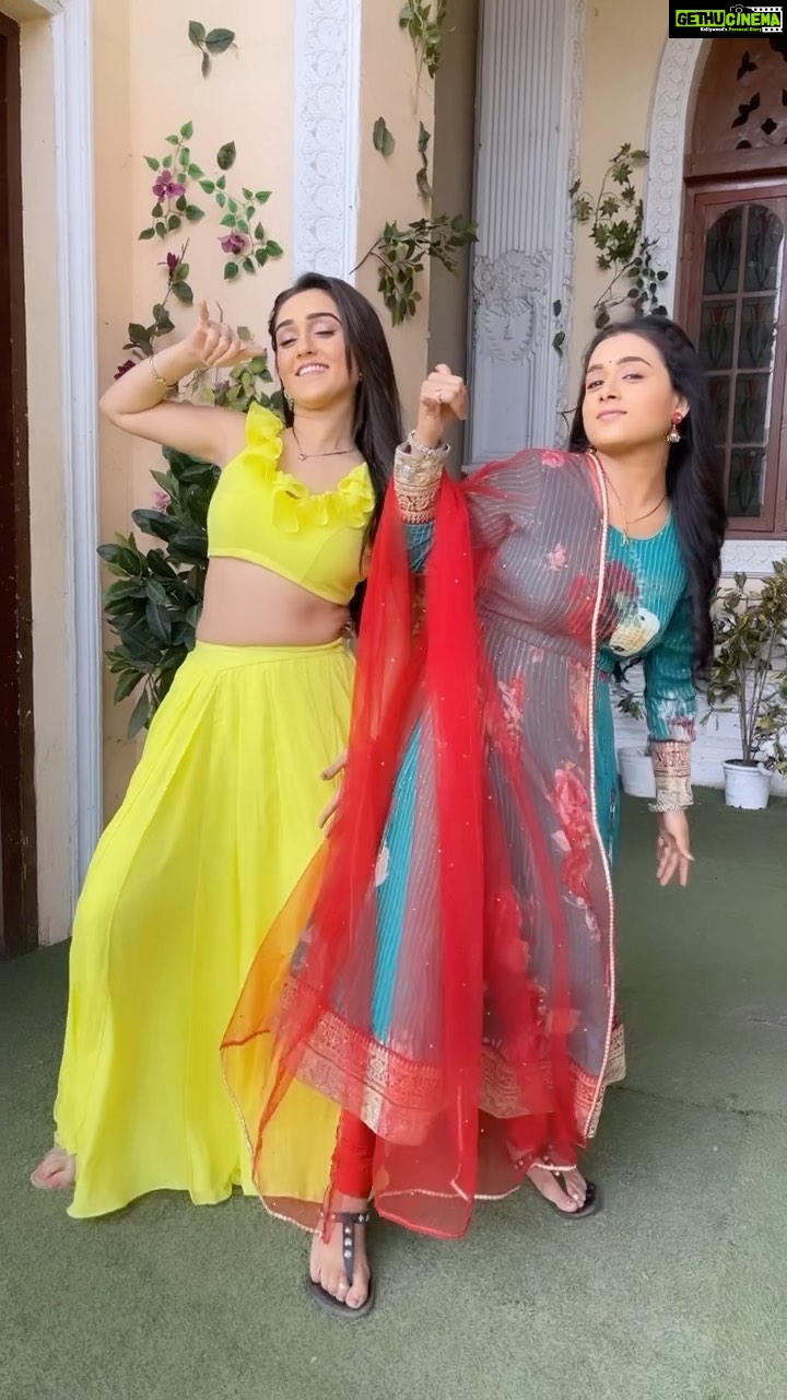 Tanya Sharma Instagram - Hum batamiz nahi hain humein majboor kiya jata hain๐๐ #reels #explore #reelkarofeelkaro #trendingreels #reemisimi #tanyasharma