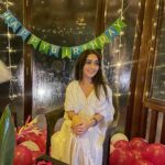 Tanya Sharma Instagram – #throwback to my one week long birthday celebration 🤗☺️ #grateful
.
.
Wearing – @poplushindia
Styled by – @rimadidthat #tanyasharma #white Anchaviyo
