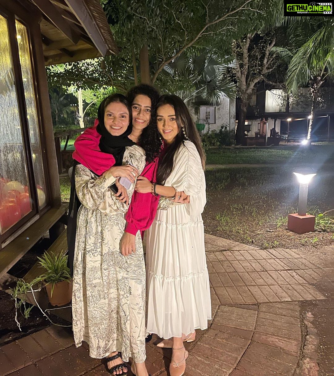 Tanya Sharma Instagram - #throwback to my one week long birthday celebration 🤗☺️ #grateful . . Wearing - @poplushindia Styled by - @rimadidthat #tanyasharma #white Anchaviyo
