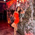 Tanya Sharma Instagram – Mein hun ek Angel aur devil mera yaar 😈👼🏻
.
.
#halloween #dresstoimpress #masksoff #festiveseason #spooky #tanyasharma #explore #instagood #mondaymotivation