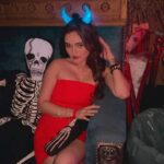 Tanya Sharma Instagram – Mein hun ek Angel aur devil mera yaar ππΌπ»
.
.
#halloween #dresstoimpress #masksoff #festiveseason #spooky #tanyasharma #explore #instagood #mondaymotivation