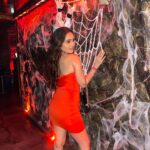 Tanya Sharma Instagram – Mein hun ek Angel aur devil mera yaar ππΌπ»
.
.
#halloween #dresstoimpress #masksoff #festiveseason #spooky #tanyasharma #explore #instagood #mondaymotivation