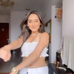 Tanya Sharma Instagram - I just wanna have a good night yeah 🤍🤓 . . #reels #reelsinstagram #reelsindia #reelkarofeelkaro #reelitfeelit #trending #explore #fyp #girls #tanyasharma