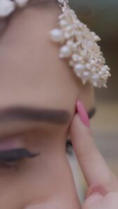 Tanya Sharma Instagram - Ye teri nazar ka kasoor hain ! 🙄🫣
.
.
Shot and edited by - @ayush.pixel #reels #reelsinstagram #trendingreels #trendsetter #halkahalkasuroor #bride #bridal #tanyasharma