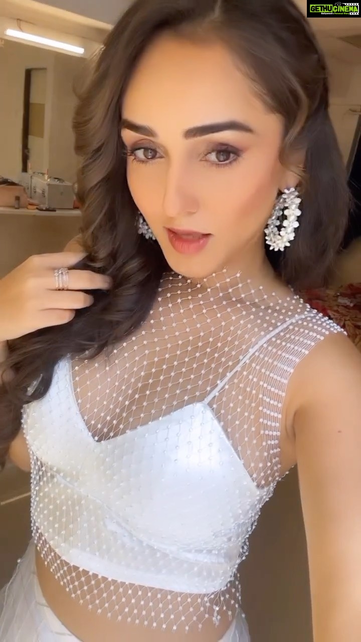 Tanya Sharma Instagram - Maybe Iām š #reels #reelsinstagram #reelitfeelit #explore #trendjng #tanyasharma