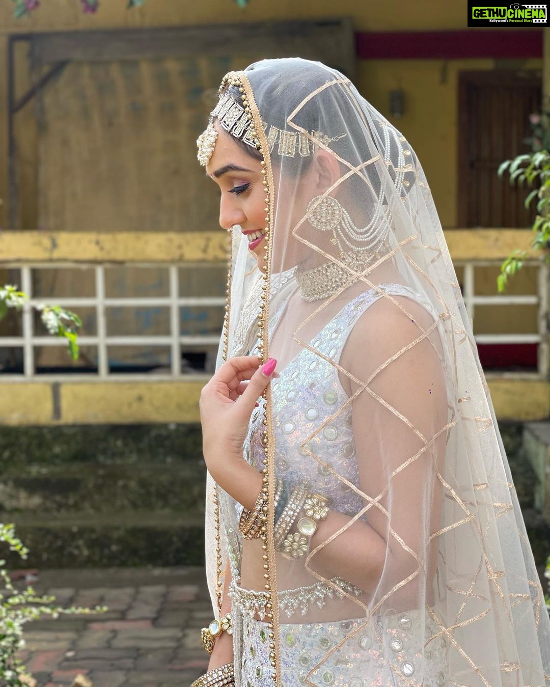 Tanya Sharma Instagram - Banno rani ✨ . . . #thursday #bride #minimal #bridesofindia #tanyasharma #picoftheday #ootd #instagood #instafashion #instadaily