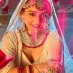 Tanya Sharma Instagram - Tum tak 🌙✨ . . . Makeup - @pakumar3021 Hair - @vishwkarma.naina #ssk2 #reema #bride #bridemakeup #bridesofindia #tanyasharma #instagram #instagood #photooftheday #upcoming #tvshow