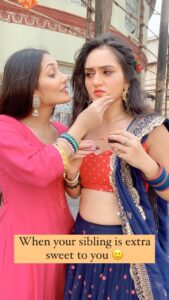 Tanya Sharma Instagram - You know they do it 🥲 
Tag your Laalchi siblings 👭🏻 
#reels #reelitfeelit #siblings #reelsinstagram #sharmasisters #thingstodo #sistersquad #sister #tanyasharma #love