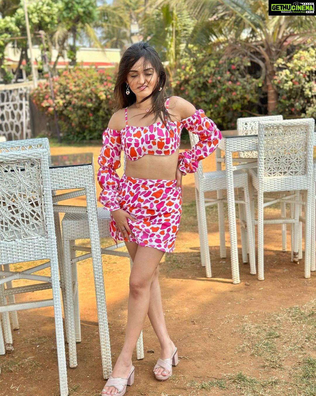 Tanya Sharma Instagram - Feeling 11 out of 10 🥰 Just not in the last picture 😫 . . Styled by - @zaamo.official Outfit - @liyokki Razzberry Rhinoceros