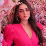 Tanya Sharma Instagram - Good afternoon ladies and DISAPPOINTMENTS🌸 Shot by - @mayank99683 Styled by - @stylespeaksbyhoney_ Mua - @disharanavat_hmua Hair - @glitzbyritzz Location - @sugardaddybistro #photoshoot #tanyasharma #explore #pink #ootd #throwbackthursday #love #instagood #instafashion #fyp