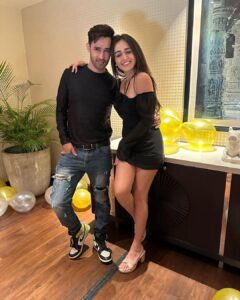 Tanya Sharma Instagram - Birthday dump 🌝 ft @kreetika10 
.
.
Dress - @tomberamoureuxin 
Cake - @lucibellos_caffe
#birthday #celebration #sisters #sharmasisters