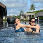 Tanya Sharma Instagram - HAPPY BIRTHDAY diduu🤍✨ Me and my sister against world ! Epic depiction of our relationship in these series of pictures but still so much more to us! Cheers to you for never looking your age and people mistaking me as your elder one 🙄 but we all know who’s still chotu with harqateein ! I hope god gives you all the happiness and you achieve immense success because that’s what you deserve ! Backbone of Sharma sisters keeping us afloat n growing 🥺thankyou for everything that you do and you are ….. always grateful for you now please can you please behave your age 🌚 thanks I love you to the moon n back 💯🤍 JW Marriott Khao Lak Resort and Spa