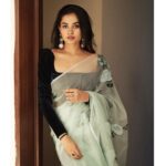 Teju Ashwini Instagram - Smile , dream , shine ✨ @bharanikumar_ . @labelswarupa . @deepoo_designers. @mspinkpantherjewel #tejuashwini