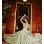 Teju Ashwini Instagram - Me : podhum da Samy feels seeing @instagram playing with accounts 🤣 @studio149 @arunprasath_photography @mspinkpantherjewel @rinasvenue @teamdiamondartistry #tejuashwini#instagramglitch