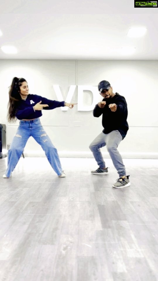 Teju Ashwini Instagram - *Use headphones* @teju_ashwini look at you go π₯ killing it π₯ This was fun β€οΈ Love this choreo @swathiganesh you killed it π₯π₯π₯ π DC - @swathiganesh πβ€οΈ . . #swathiganesh #tejuashwini #viscositydanceacademy #reels #reelsinstagram #reelsexplore #reelitfeelit #explorepage #chennai #india Chennai, India