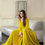 Teju Ashwini Instagram - ☀️ Outfit : @studio149 Shot by : @sathyaphotography3 Ring : @mspinkpantherjewel Earrings : @thegarnet.in #tejuashwini