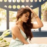 Teju Ashwini Instagram - Little sunshine on your gram ✨ ✨✨ This team always brings the best out of me ❤️ 📸 @balakumaran.19 Stylist @deekshitanikkam Hairstylist @vishaa_hairandmakeup Location @thebistrograph absolutely lovely ambiance opening in adyar check it out ❤️ #tejuashwini
