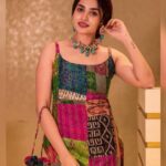 Teju Ashwini Instagram - Somtimes all you need is a little splash of colours ❤️ Outfit and bag by @ekantastudio Jewellery @mspinkpantherjewel Shot by @sathyaphotography3 #tejuashwini