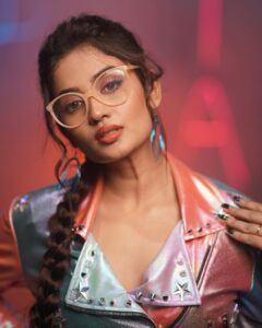 Teju Ashwini Instagram - #patakpatak 💥💥💥

#1minmusic 
@gvprakash @sonymusic_south @manasvinigopal @prashanth_karan @vijayvarman @preksha.chordia @azhar.style @gkb.lyrics @itscsk @instagram 

MUH : @puii_c_ammy 
📸 @the_vier_frames 

#tejuashwini#musicalbum#reelsinstagram