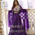 Tina Datta Instagram - In the fairy land, dressed like a Queen, ruling all over!! She’s who you’d never wanna mess with… . . . #EklaChaloRe #WarriorPrincess #TinaKaStyle #fashion #style #fashionshow #stylish #lookbook #ramp #tinadatta The Great Pink City - Jaipur
