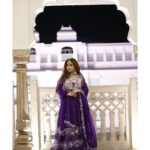 Tina Datta Instagram - In the fairy land, dressed like a Queen, ruling all over!! She’s who you’d never wanna mess with… . . . #EklaChaloRe #WarriorPrincess #TinaKaStyle #fashion #style #fashionshow #stylish #lookbook #ramp #tinadatta The Great Pink City - Jaipur