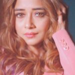 Tina Datta Instagram - This song💖 And the pinks together have my heart. . . 🎥: @abhay_r_kirti 📍: @younion_mumbai 👗: @entrepower @tlmconsultancy 🧣: @nidhikurda . . #EklaChaloRe #WarriorPrincess #TinaKaStyle #feelkaroreelkaro #feelitreelit #reels #fashion #style #lookbook #stylefile #instagood #explorepage #viral #tinadatta