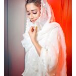 Tina Datta Instagram - Mummy ho yaan trainer, gussa toh honge but kya kare hum aadat se majboor! . . 💄💇🏻‍♂️: @nat_chava 📍: @blabberallday . . #EklaChaloRe #WarriorPrincess #LaughItOutWithTinzi #laughtertherapy #feelkaroreelkaro #feelitreelit #reels #comedy #comedyvideos #comic #laugh #tinadatta