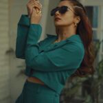 Tina Datta Instagram - Walk the confidence, talk the confidence, let your attitude shine in confidence! . . 🎥: @ziaulhaque @freeway_faizy_ 👗: @aayannabysiimie 🧣: @hemlataa9 @stylebyhemlataa 🤝: @saloni142_ 📍: @blabberallday . . #EklaChaloRe #WarriorPrincess #TinaKaStyle #fashion #style #fashionreels #lookbook #styleinspo #stylefile #reelsinstagram #explorepage #reels #tinadatta