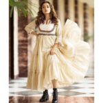Tina Datta Instagram - Head held high and goals set right... Our Tinzi is here to mark her presence and set new bars!! #WarriorPrincess for a reason. . . 📸: @prashantsamtani 👗: @abstractbymeghajainmadaan 🧣: @hemlataa9 💄: @dishisanghvii 📍: @westinmumbaipowai . . #TinaKaStyle #TeamTina #TribeTina #TinaInBB #TinaDatta #biggboss #biggboss16 #bb #bb16 #salmankhan #fashion #lookbook #stylefile #ootd @voot @vootselect @colorstv @endemolshineind