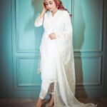 Tina Datta Instagram - Faith is an essential element in the process of achieving. Trust His timing, it’s always perfect!! 😇 . . 📸: @sk_.click 👗: @shopmulmul . . #EklaChaloRe #WarriorPrincess #TinaKaStyle #fashion #festivefashion #festivewear #festivemood #festivevibes #lookbook #stylefile #tinadatta