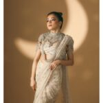 Tina Datta Instagram - 🌙 . . 📸: @smileplease_25 🥻: @anjaleeandarjunkapoor 🧣: @stylingbyvictor @sohail__mughal___ 💄: @makeupbyrishabk . . #EklaChaloRe #WarriorPrincess #TinaKaStyle #ootn #fashion #potd #photooftheday #style #lookbook #stylediary #tinadatta