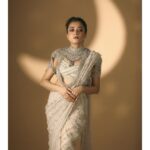 Tina Datta Instagram - 🌙 . . 📸: @smileplease_25 🥻: @anjaleeandarjunkapoor 🧣: @stylingbyvictor @sohail__mughal___ 💄: @makeupbyrishabk . . #EklaChaloRe #WarriorPrincess #TinaKaStyle #ootn #fashion #potd #photooftheday #style #lookbook #stylediary #tinadatta