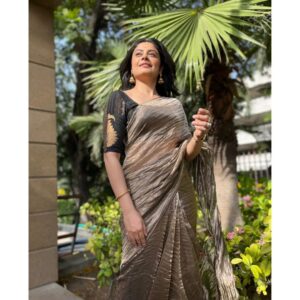 Toral Rasputra Instagram - You'll grow beautifully in your own way ❤️

Styled by:- @yashasvisingh19
Wearing:- @kosataga.in

📸 : @faisalkhan30 & @iankitraaj 

#beyou #bepositive #behappy #keepgoing #keepsmiling💞 #stayfocused #staycalm😇 #liveinthemoment #lifeisbeautiful