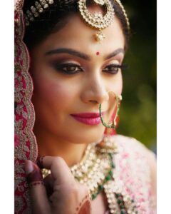 Toral Rasputra Instagram - शुभ दीपावली ❤️
.
.
.
MUA : @makeoversbyneeta 

📸 : @bombaypaparazzi