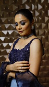 Toral Rasputra Instagram - Finally we made this trending Reel and she nailed it...

Meet this gorgeous actress @toral_rasputra  looking so glammed up in an amazing makeover by @makeoversbyneeta

And our star photographer @shootingwooting

Outfit @neckbookarinkooproduct

#airbrushmakeup #andherimakeupartist #mumbaiweddingmakeupartist  #bridesof2021 #makeupacademymumbai #airbrushmakeuptrainer #airbrushmakeupacademy #bestmakeuptrainer #makeupideas #makeupaddict #bridalfashion #bridesofinstagram #indianmua #topbridalmakeupartist #bestmua #bandramakeupartist #makeup #reelitfeelit #reelsindia #reelslovers #reelstransition #makeupreels #reelstrending #reelsmakeup #instareels #fashionreels #indiareels #bridesofinstagram #reels #reelitfeelit #reelsindia #reelslovers#reelstransition #makeup #mumbaiwedding #mumbaibestmakeuptrainer #makeup