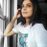 Toral Rasputra Instagram - The eyes hold so much in it, Just the right reader reads it 🦋 . . . #beyou #bepositive #behappy #keepgoing #keepsmiling💞 #stayfocused #staysafe #staycalm😇 #liveinthemoment #lifeisbeautiful Somewhere in My World