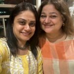 Toral Rasputra Instagram - आती रहा करो ❤️❤️... एक खूबसूरत दिन.. खूबसूरत दोस्त के साथ ❤️ दिन संवर गया 😊 यह होता रहना चाहिए... ज़िन्दगी में 😊 तोरल ❤️❤️