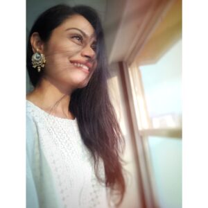 Toral Rasputra Instagram - What your soul houses, reflects on your face ❤️
.
.
.
#beyou #bepositive #behappy #keepgoing #keepsmiling💞 #staysafe #staycalm😇 #stayfocused #liveinthemoment #lifeisbeautiful