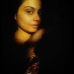 Toral Rasputra Instagram - Hope is being able to see that there is light despite all of the darkness.........❤️ . . . #hope #believe #beyou #bepositive #behappy #keepshining #keepgoing #keepsmiling💞 #stayfocused #staysafe #staycalm😇 #liveinthemoment #lifeisbeautiful
