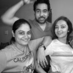 Toral Rasputra Instagram - As usual, New Year’s Eve awesomely spent with my constants ❤️❤️❤️🥂🍻 Happy 2023 to you all, stay blessed 😇 @jaya_binjutyagi @sachal_tyagi . . . #newyear #newbeginnings #newlearnings #friendsforever #funtimes #love #laughter #makingmemories #beyou #bepositive #behappy #keepgoing #keepsmiling #stayfocused #staycalm #believeinyourself #liveinthemoment #lifeisbeautiful Ghar Pe........