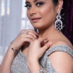 Toral Rasputra Instagram – Got that subtle glam shining through and through….
This is when magic meets majesty❤️❤️❤️

Here it is the gorgeous of all @toral_rasputra  looking surreal .. slaying again

Mua @makeoversbyneeta 
pC @shootingwooting 
Outfit @basuree_fashion 
Hair @iamhematolani 

#wedmegood #bridezilla 
#reels #reelsinstagram #reelsvideo #reelitfeelit #reelitin #reelsinstagram bridegoals #bridallook #bridesofinstagram #bigfatinidanwedding#bridalmua #instagood #instadaily #instamakeup #celebrity #photooftheday #photography #picoftheday #fashion #love #trendingreels #mumbaibestmakeupartist #topmua #portfolio #actress #shoot
bridegoals #bridallook #bridesofinstagram #bigfatinidanwedding