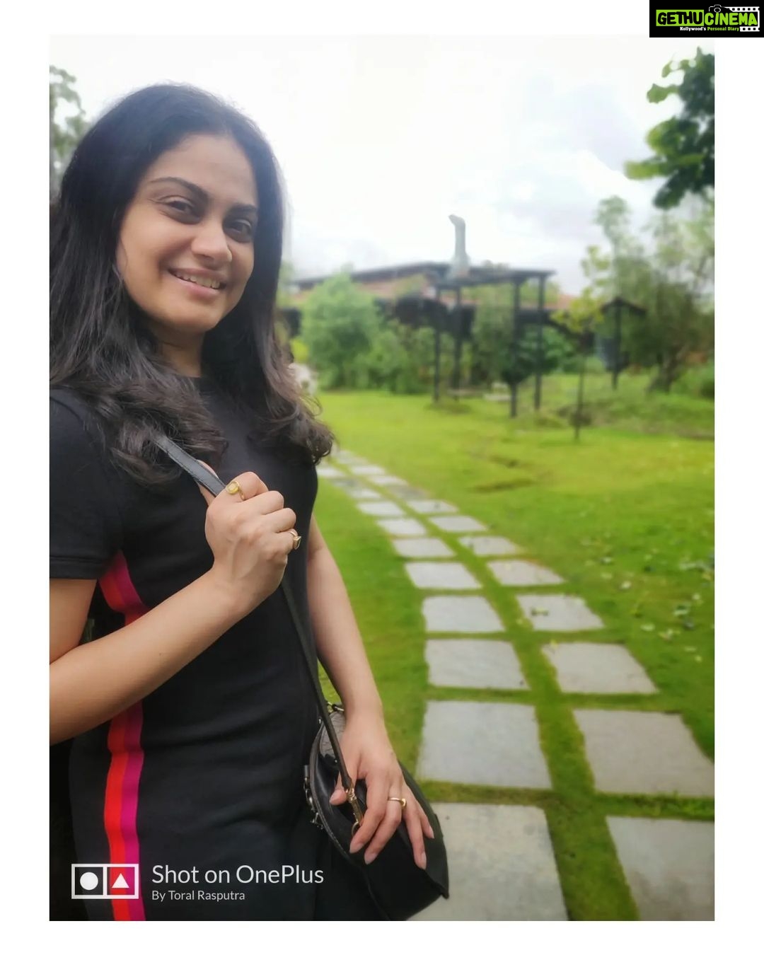 Toral Rasputra Instagram - Happiness is a quiet place with just you and nature.........❤️ . . . #beyou #bepositive #behappy #keepgoing #keepsmiling #liveinthemoment #lifeisbeautiful Tooth Mountain Farms