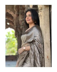 Toral Rasputra Instagram - Take a moment and you will see that all is as it is meant to be..........❤️

📸 : @faisalkhan30 🤗🤗

#beyou #bepositive #behappy #keepgoing #keepsmiling💞 #stayfocused #staycalm😇 #liveinthemoment #lifeisbeautiful
