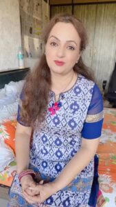 Upasana Singh Instagram - Be happy friends 🌷@upasnasinghofficial

#reelsinstagram #funny #comedy #̤c̤o̤m̤e̤d̤y̤r̤e̤e̤l̤s̤ #upasanasingh #comedyvideo #comedyreels
#funnyreels #trendingreels #funnyvideos #comedyvideo #husbandwife  #keepsupporting #keepgoing #keeploving #keepmotivating #kbye #instadaily #instagood #instagram  #reelitfeel  #lifestyleblogger #lifestylephotography #lifestylebloggers #lifestylemodel  #trending  #comedyreels #comedyvideos😂