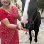 Upasana Singh Instagram - Be happy friends 🌷💖 अब्बा डब्बा जब्बा 🤗🤪😝😜💃🏾🕺🏽🥰 @upasnasinghofficial #reelsinstagram #funny #comedy #̤c̤o̤m̤e̤d̤y̤r̤e̤e̤l̤s̤ #upasanasingh #comedyvideo #comedyreels #funnyreels #trendingreels #funnyvideos #comedyvideo #husbandwife #keepsupporting #keepgoing #keeploving #keepmotivating #kbye #instadaily #instagood #instagram #reelitfeel #lifestyleblogger #lifestylephotography #lifestylebloggers #lifestylemodel #trending #comedyreels #comedyvideos😂