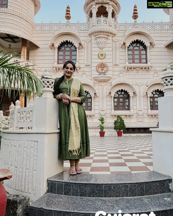 Upasana Singh Instagram - Shooting in Gujrat 🤗💖