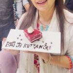 Upasana Singh Instagram - Thank you friends for loving Bai Ji Kuttange so much on zee 5🙏🌷💖🤗